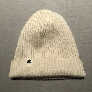 Lululemon winter toque - birch
